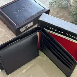 Tommy Hilfiger Leather Wallet