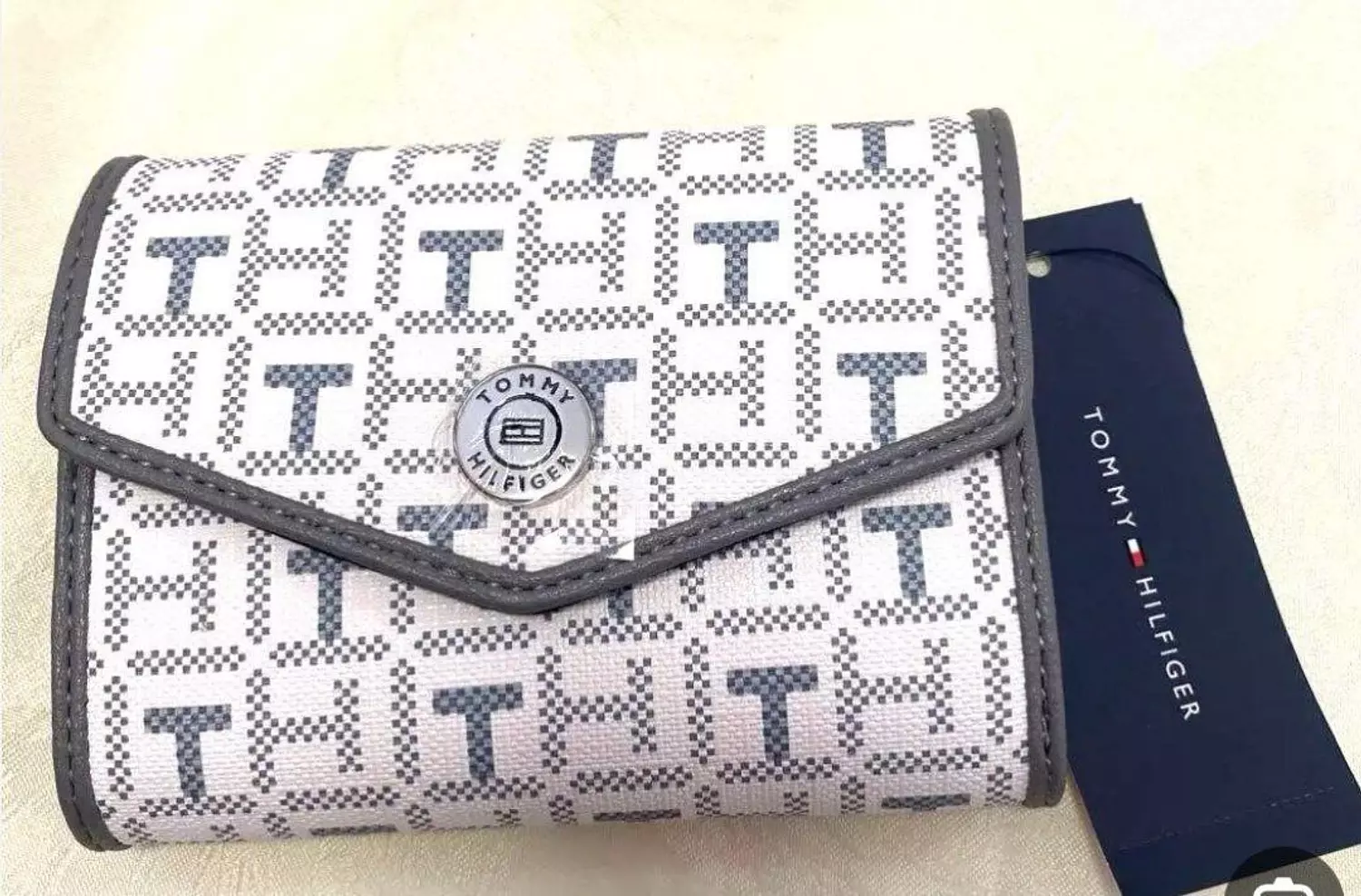 Tommy Hilfiger wallet Envelope