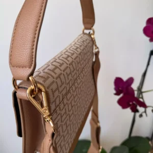 Tommy Hilfiger Crossbody Bag light beige