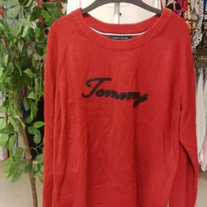 Tommy Hilfiger Red Sweater – Logo Design