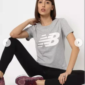 New Balance women's Logo T-shirt