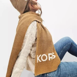 chic winter set from Michael Kors, featuring a minimalist and cozy design: