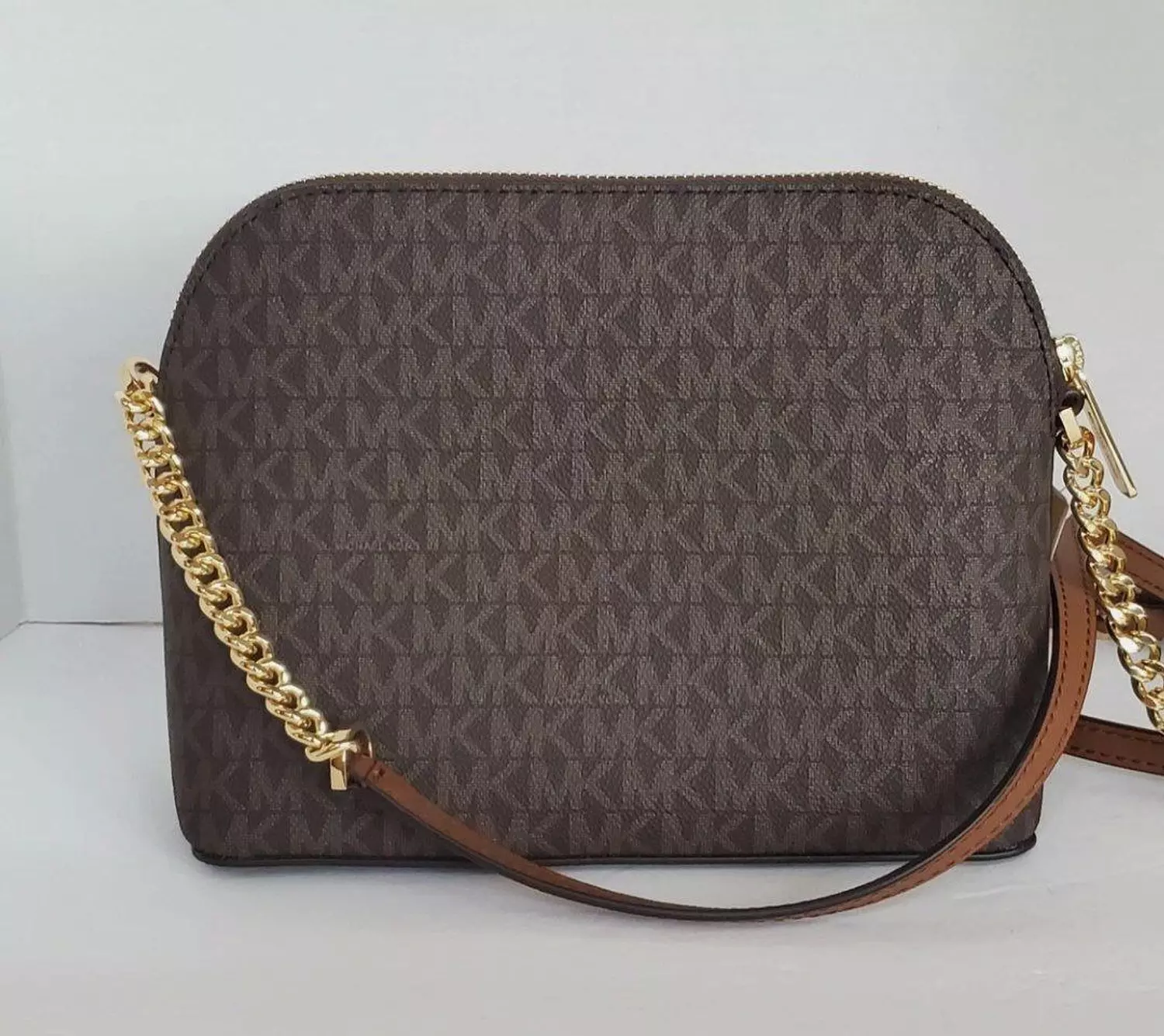 Michael Kors Logo - print Brown.