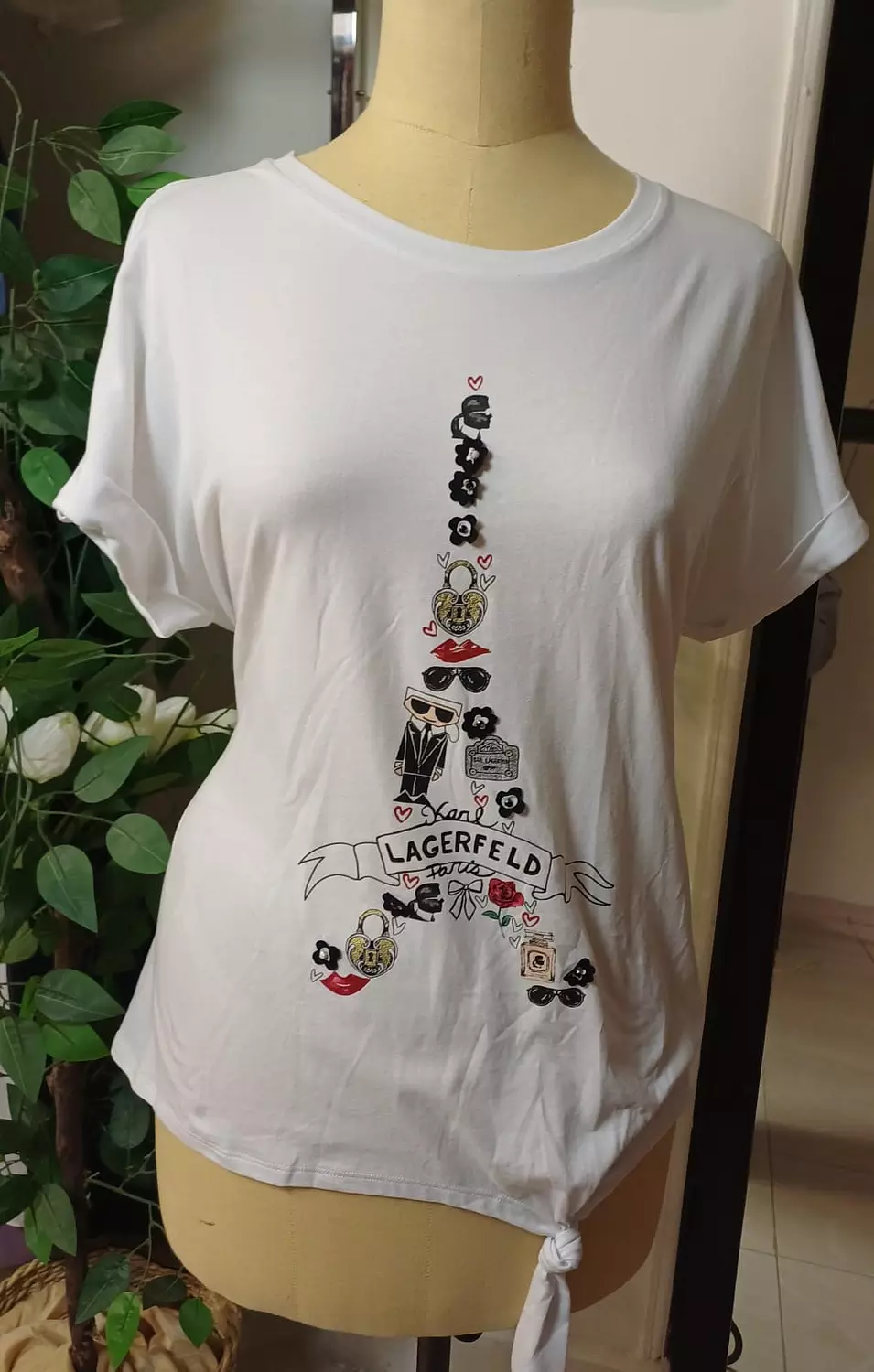 KARL Lagerfeld Paris Graphic Tee