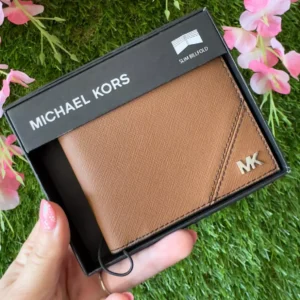 Michael kors man wallet