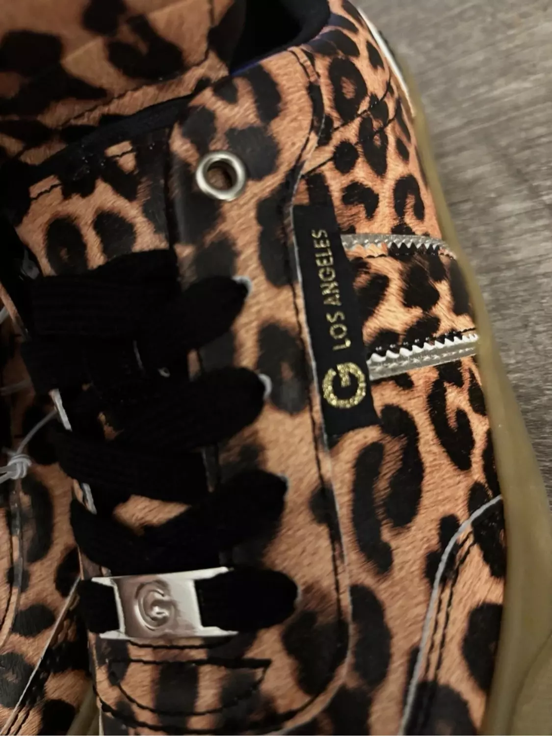 GUESS leopard-print sneakers gum rubber outsole