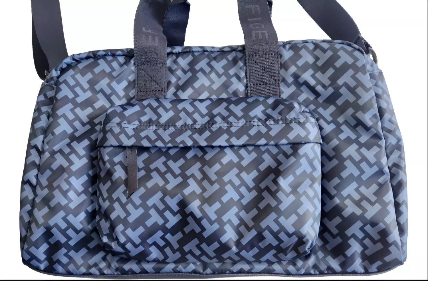 Tommy Hilfiger handbag featuring a modern and functional design - Image 2
